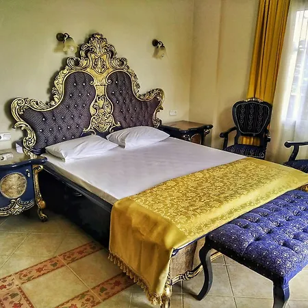 Uzun Hotel Ayvalı