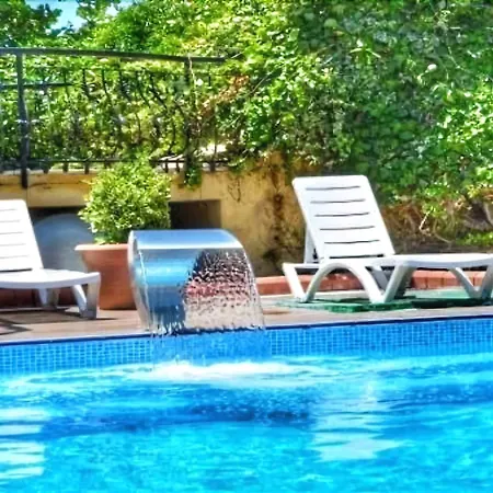 Hotel Uzun
